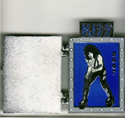 Köln066b (Kiss Global Door) - open